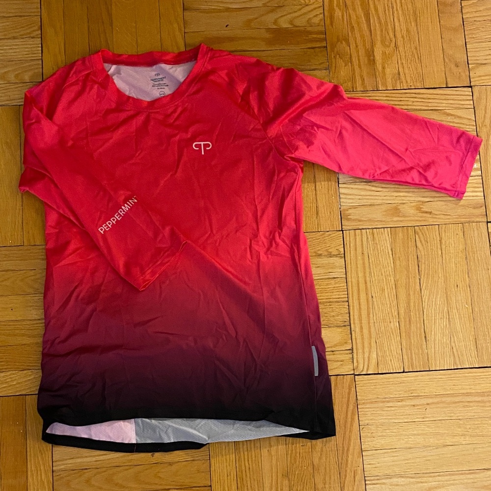 Peppermint Pink to Black Gradient quarter Sleeve MOuntain bike mtb jersey